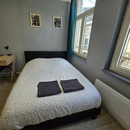 Appartement Hypercentre 301 +Wifi+Independant+ Cuisine Toilette Salle De Bain Privative Valenciennes Esterno foto