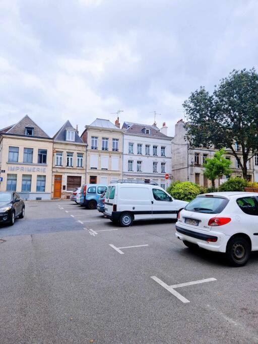 Appartement Hypercentre 301 +Wifi+Independant+ Cuisine Toilette Salle De Bain Privative Valenciennes Esterno foto