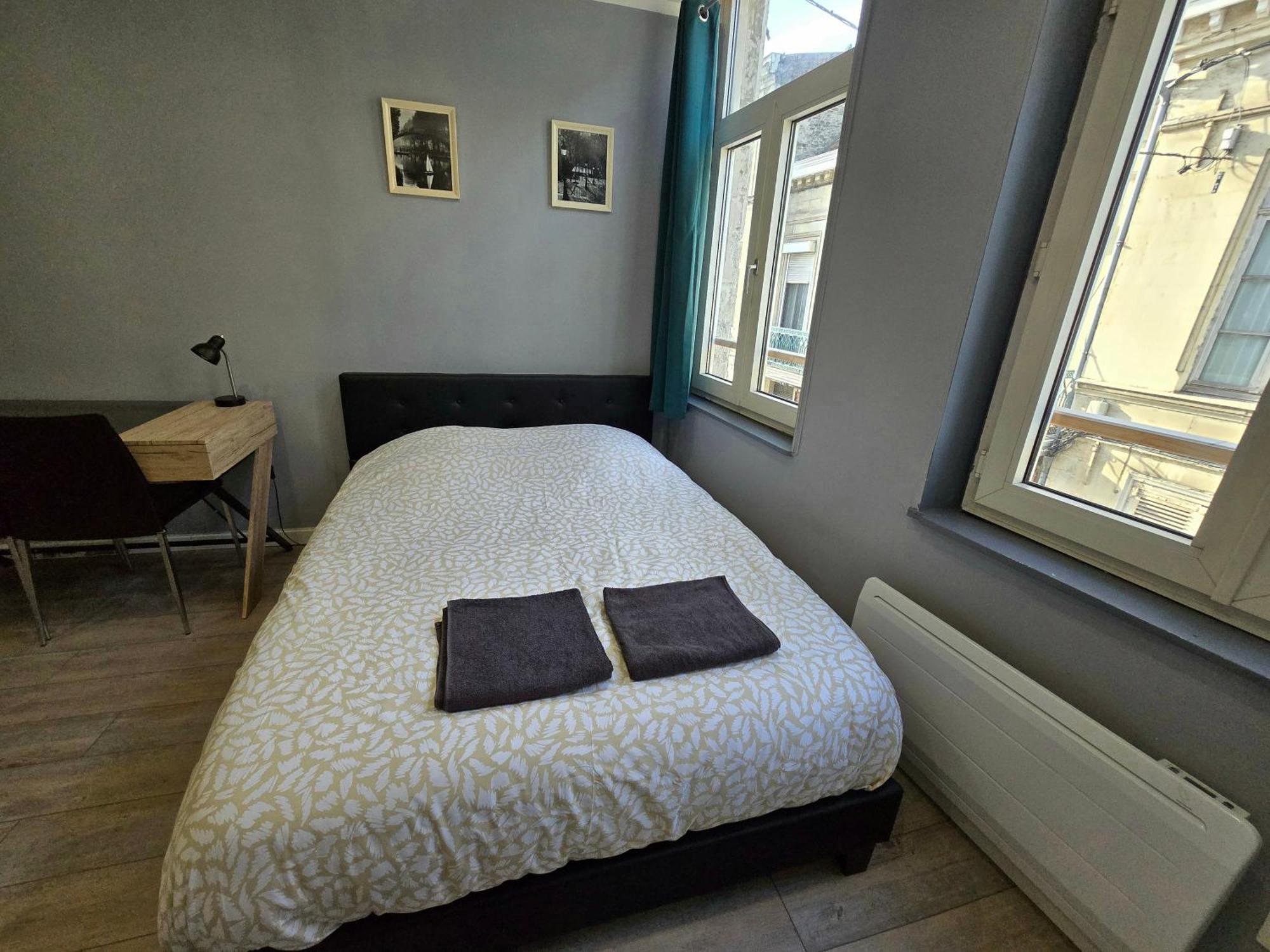 Appartement Hypercentre 301 +Wifi+Independant+ Cuisine Toilette Salle De Bain Privative Valenciennes Esterno foto