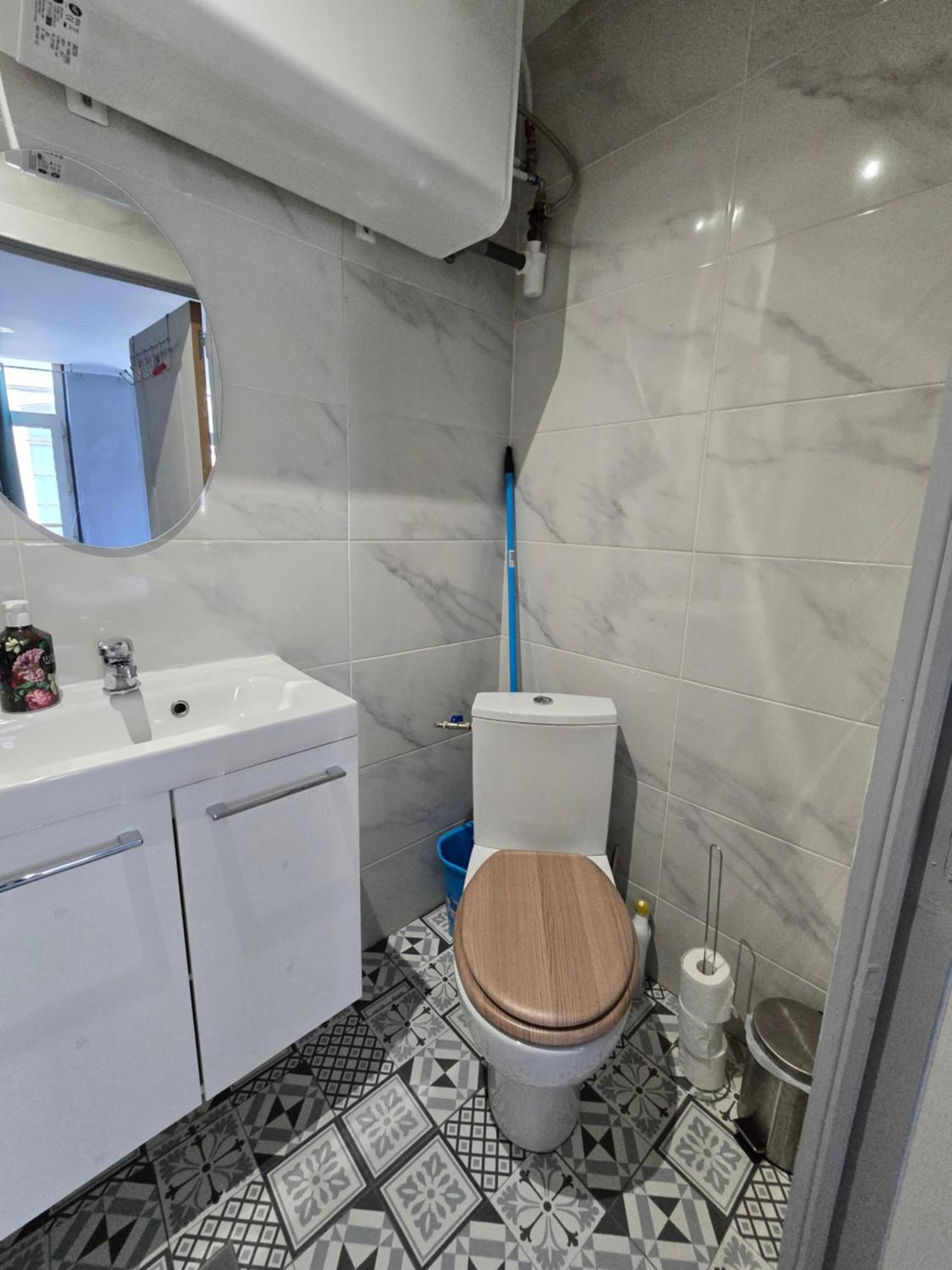 Appartement Hypercentre 301 +Wifi+Independant+ Cuisine Toilette Salle De Bain Privative Valenciennes Esterno foto