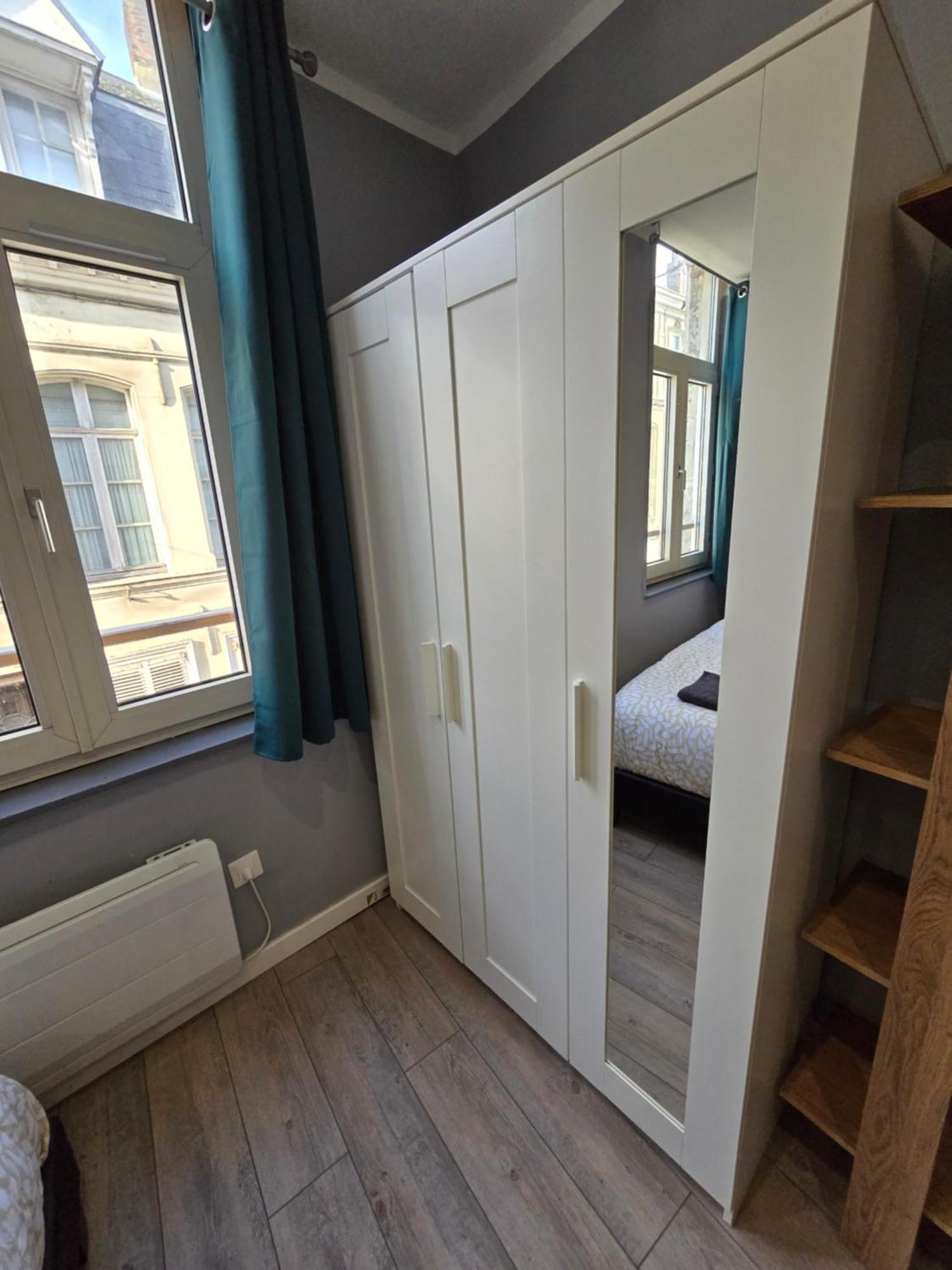 Appartement Hypercentre 301 +Wifi+Independant+ Cuisine Toilette Salle De Bain Privative Valenciennes Esterno foto